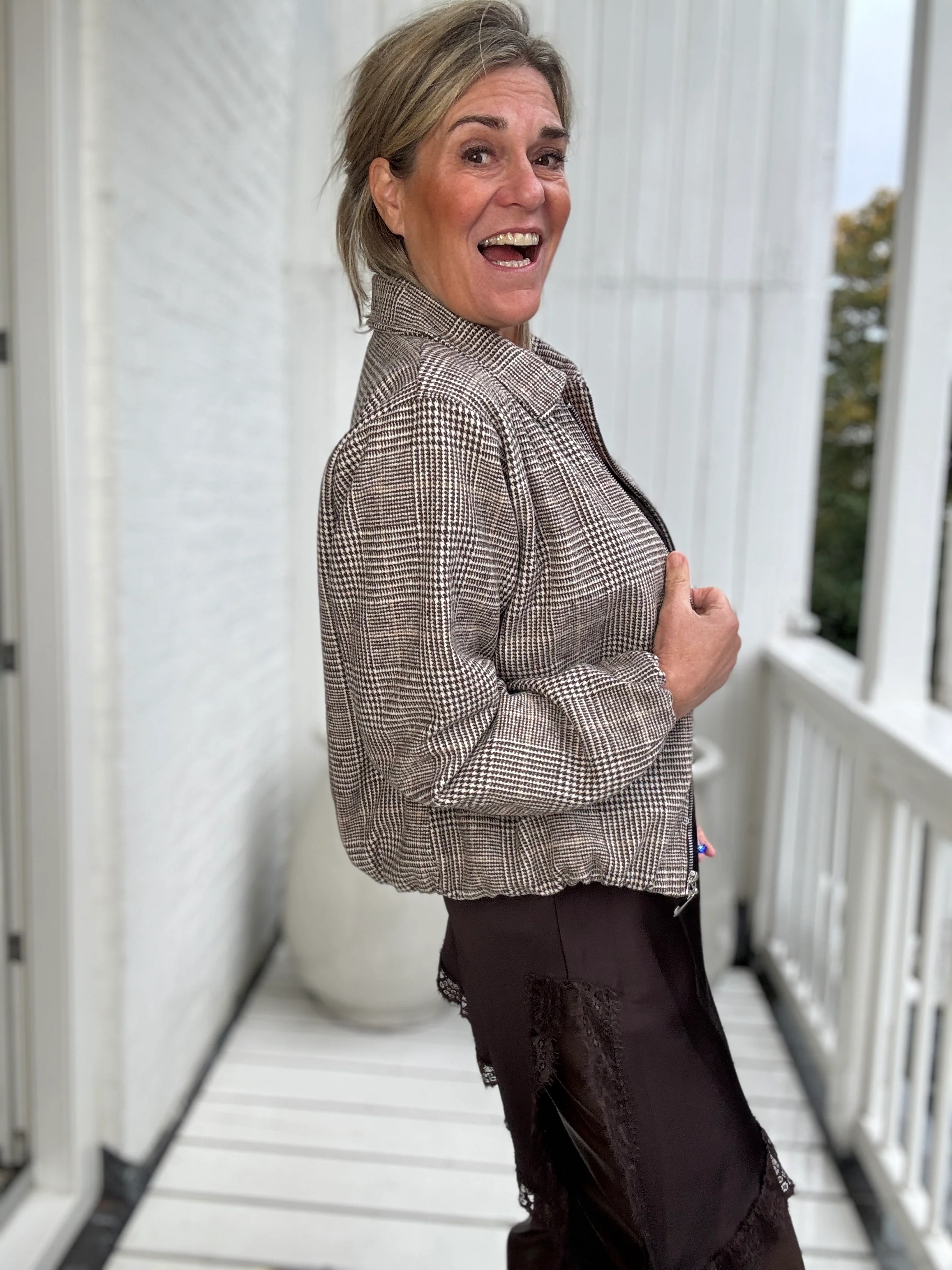 Bomber - Birgit - Cartouche by Suus - Image 10